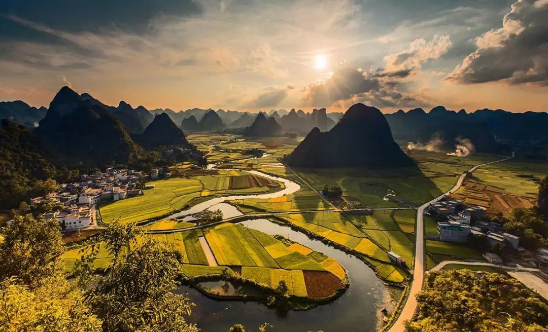 广西，多民族风情与山水画卷的交融之地